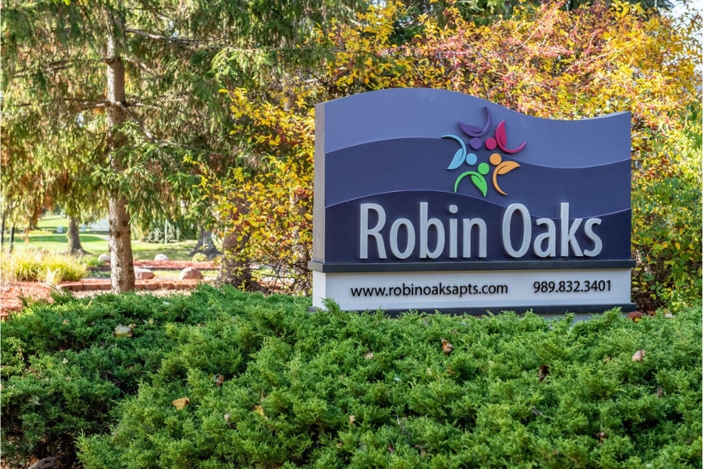 Robin Oaks 1905 Eastlawn Dr, Midland, MI 48642 Dwellara Apartment Search
